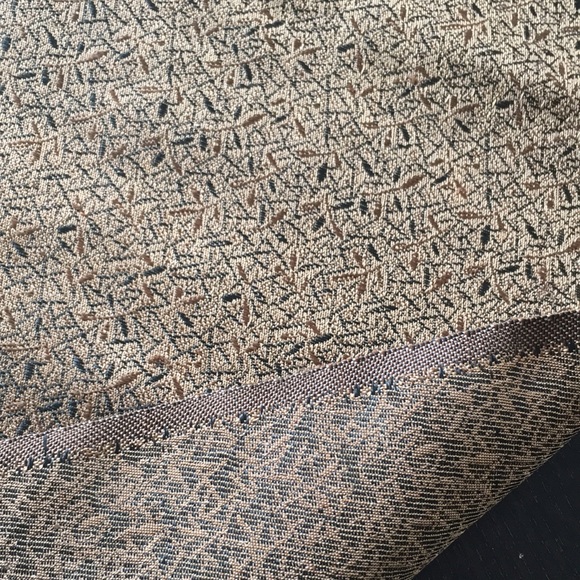 Japanese 🇯🇵 shiny golden black fabric for obi - Picture 3 of 6